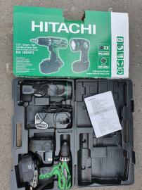 Prodm aku vrtaky Hitachi 14v za 1700
