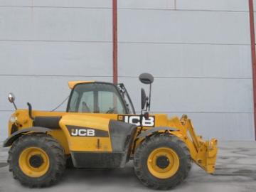 2010 JCB 531-70