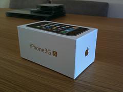 F / S: Nov Apple Iphone 3Gs 32 GB ========$ 