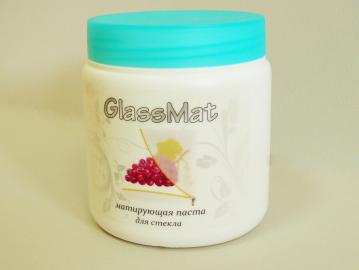 The paste for glass frosting GlassMat. 